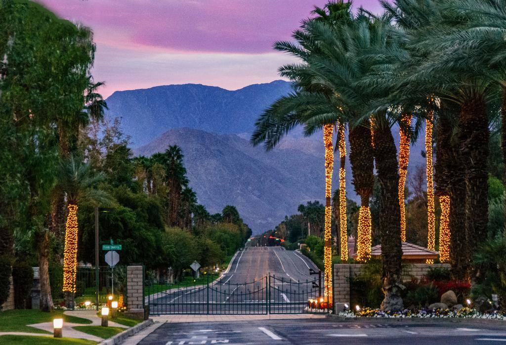 The Villas At Emerald Desert Desert Palms Exterior photo
