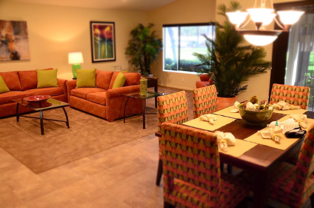 The Villas At Emerald Desert Desert Palms Room photo